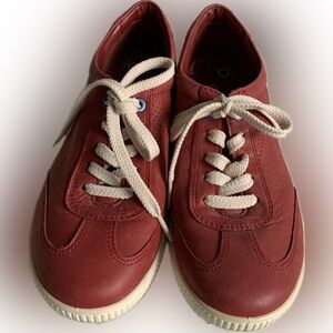 Ecco Red Leather Sneakers 36